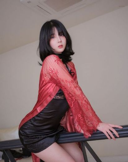 中文字幕欧美日韩图片专区_在线观看免费版